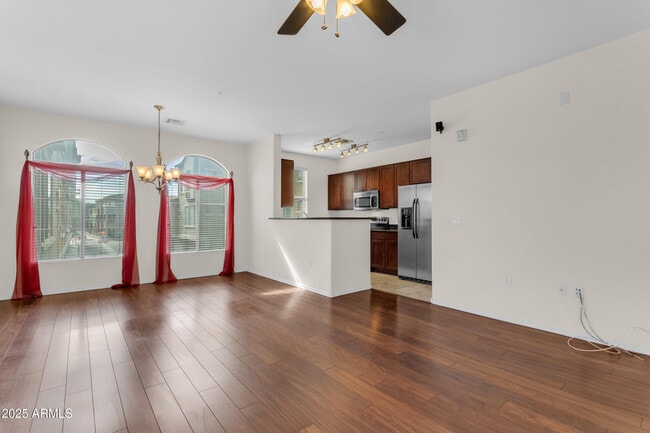 Building Photo - 240 W Juniper Ave
