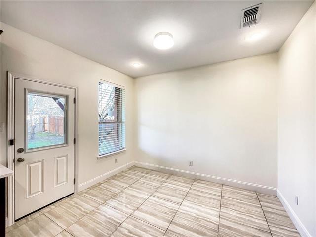 Building Photo - 2328 Heads And Tails Ln