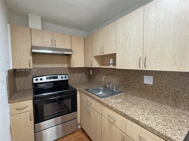 Building Photo - 4721 NW 7th St