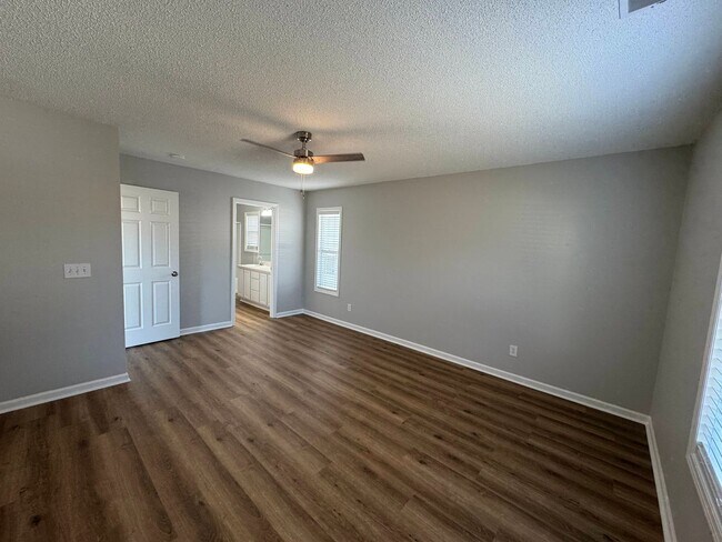 Building Photo - Beautiful Bluffton 3 Bedroom Home in The Willows-Pet Friendly