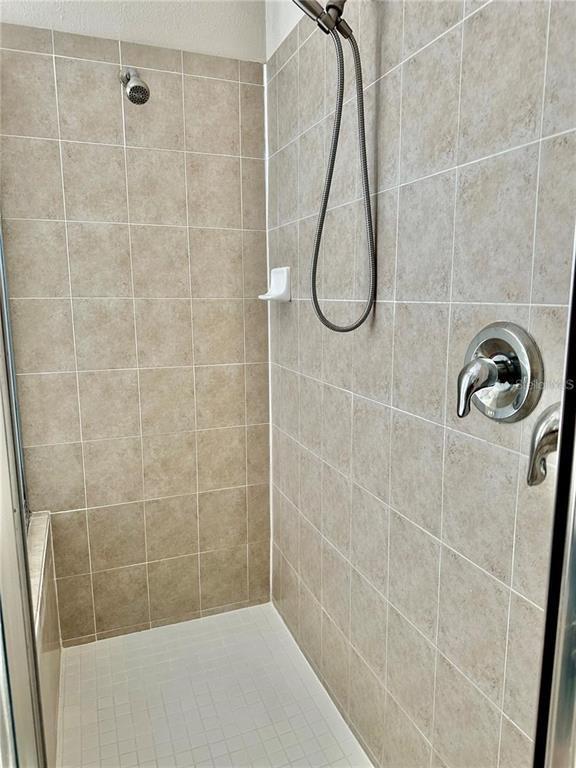 Building Photo - 9249 Edistro Pl