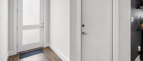 Building Photo - 5511 Paraiso Pl
