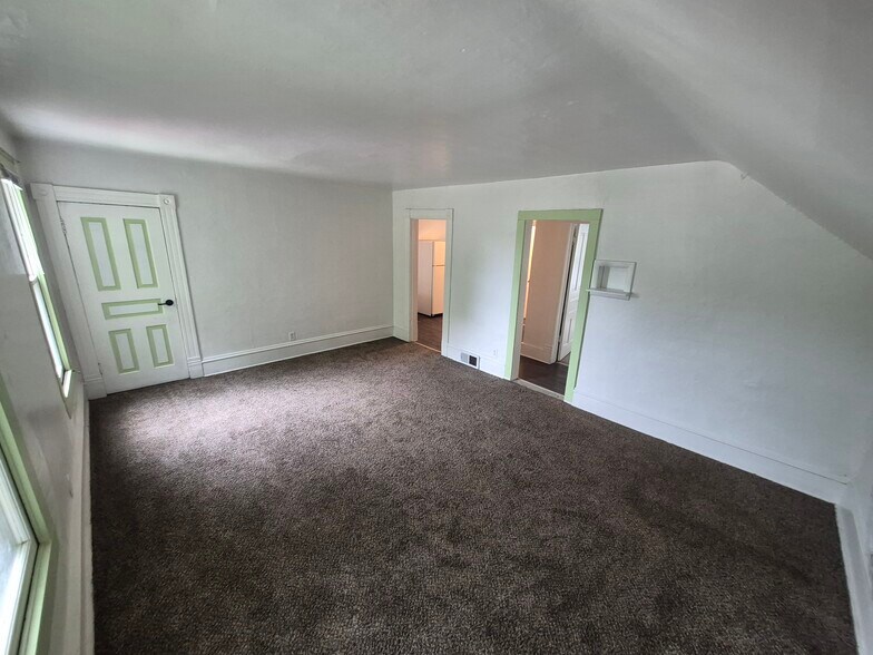 Living Room - 307 15th St S