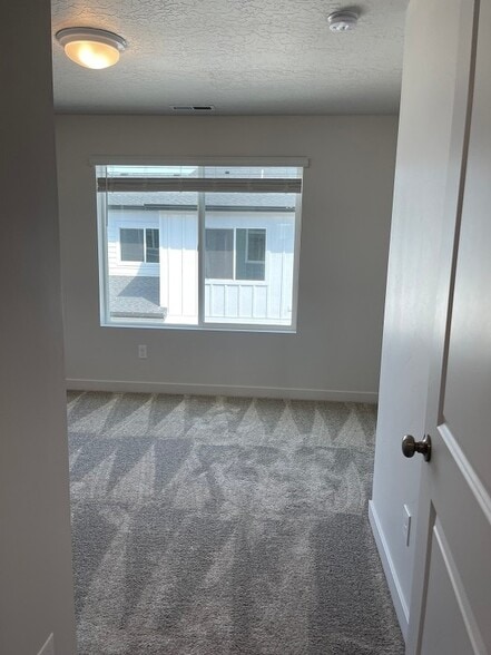 Building Photo - 1129 Early Lgt Wy