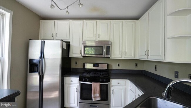 Building Photo - 12621 Fair Crest Ct