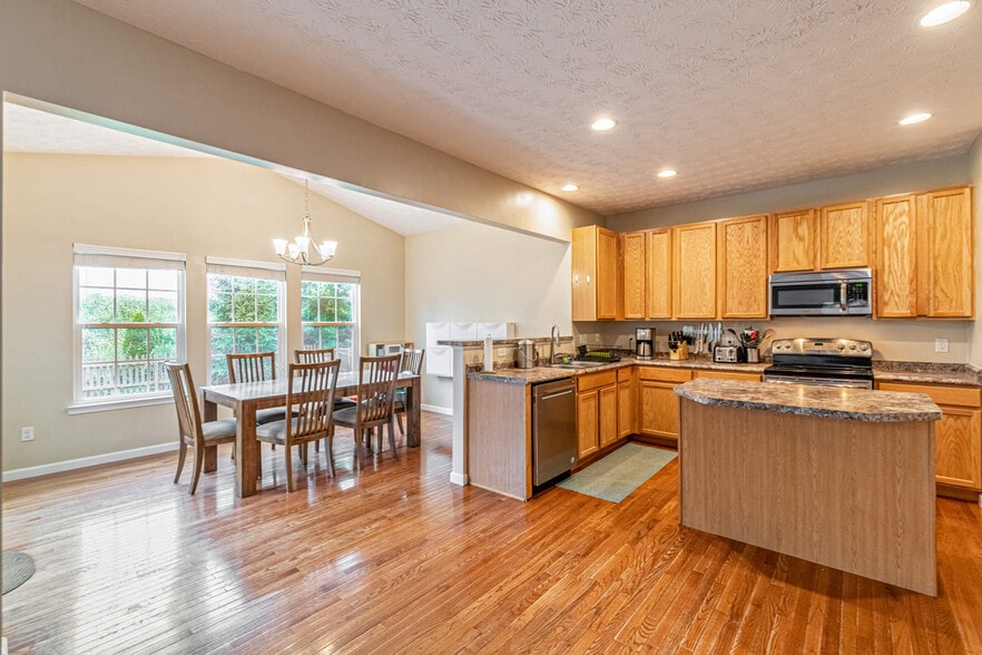 Kitchen and Dining Room - 3300 Federalist Dr