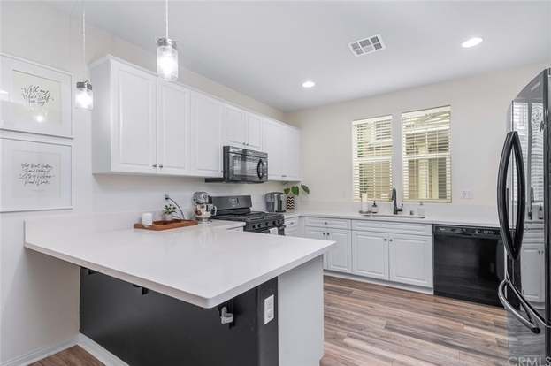 Building Photo - 5942 Ginger Dr