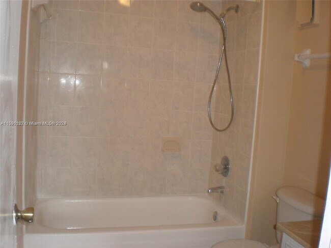 Building Photo - 7920 N Colony Cir