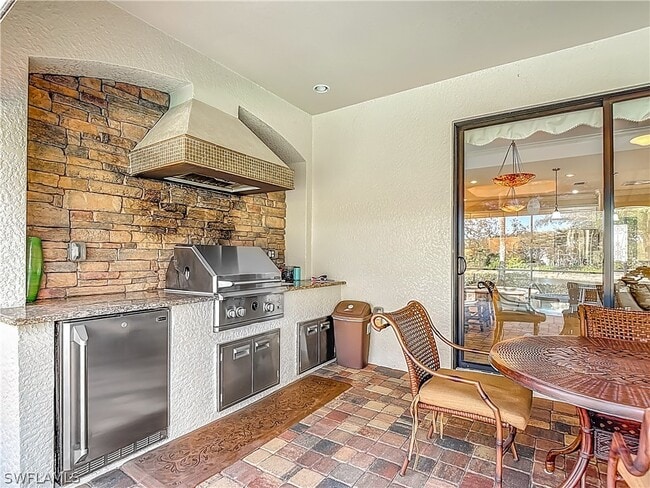 Building Photo - 9250 Veneto Pl