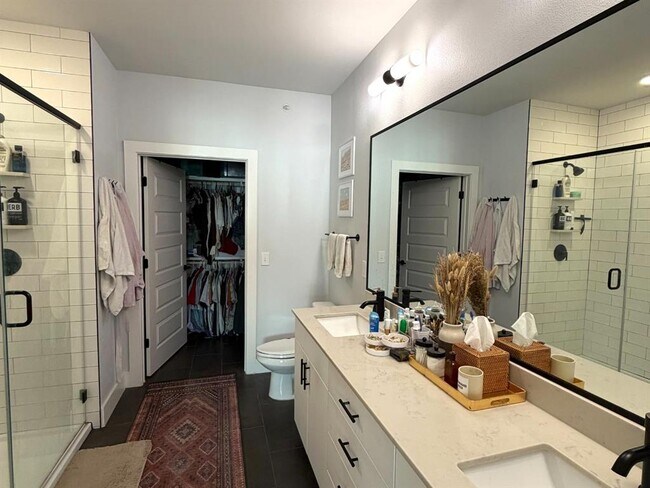 Building Photo - 3101 Govalle Ave