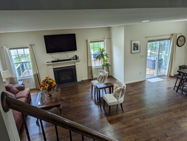 Building Photo - 5 Auction Dr