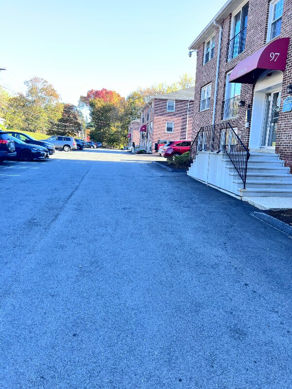 Building Photo - 99 East Broadway