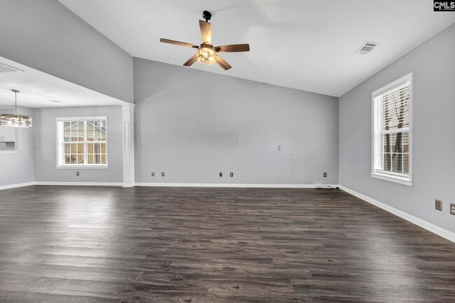 Building Photo - 120 W Horn Ct