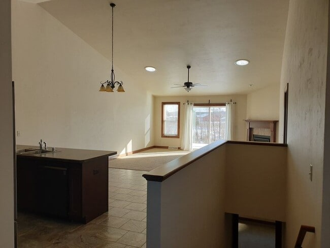 Front Entry View - 1728 Lily of the Valley Dr