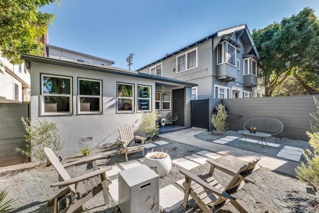 Building Photo - 24 20th Ave