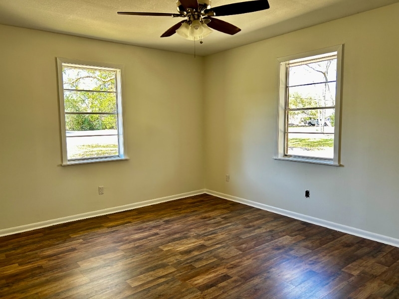 Building Photo - 120 Nolen St