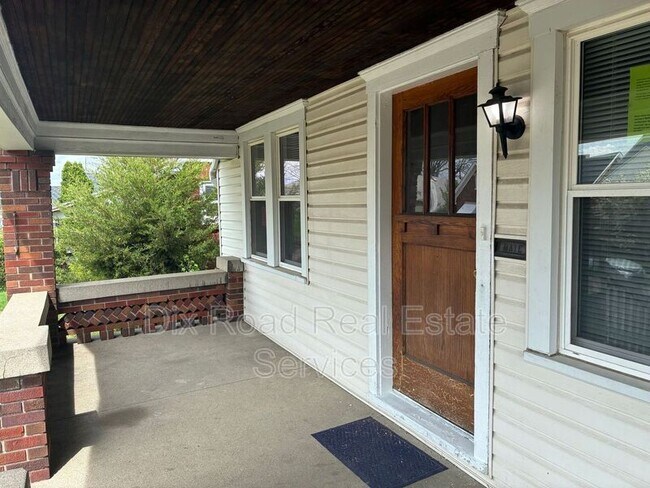 Building Photo - 1430 Coventry Rd