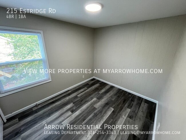 Building Photo - 215 Estridge Rd