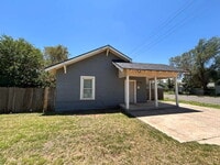 Building Photo - This remodeled charmer is close to Tech and ready for new tenants 7-15-26
