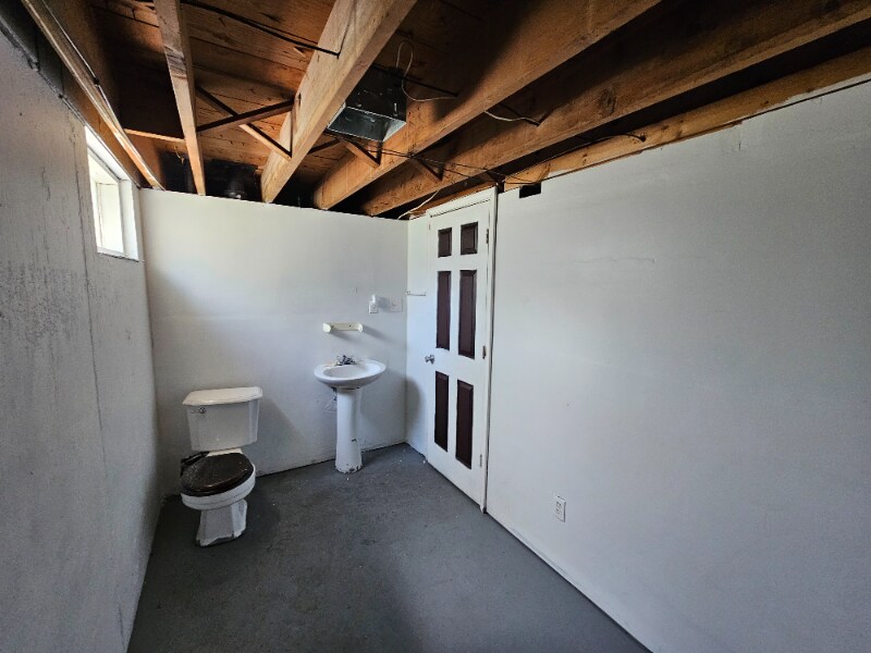 Building Photo - 112 Olympia Dr