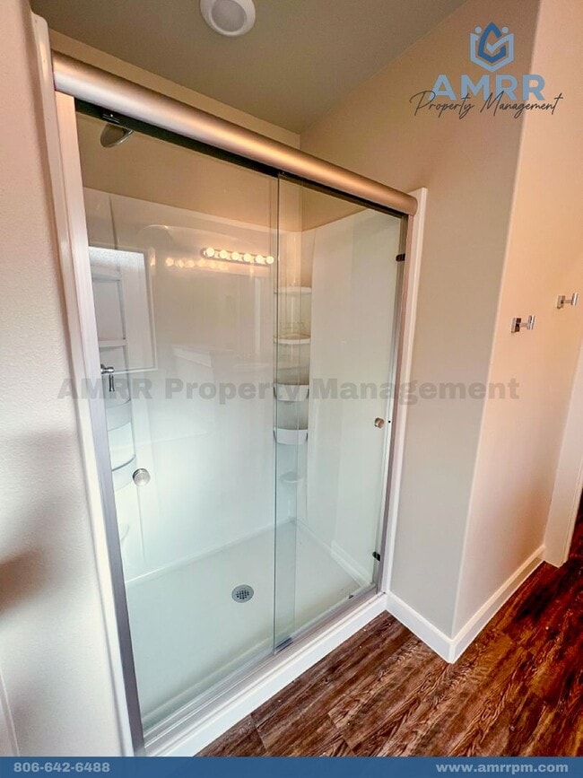 Building Photo - New Beginnings Start with AMRR: Beautiful 4 Bedroom Home in Willowbend Villas
