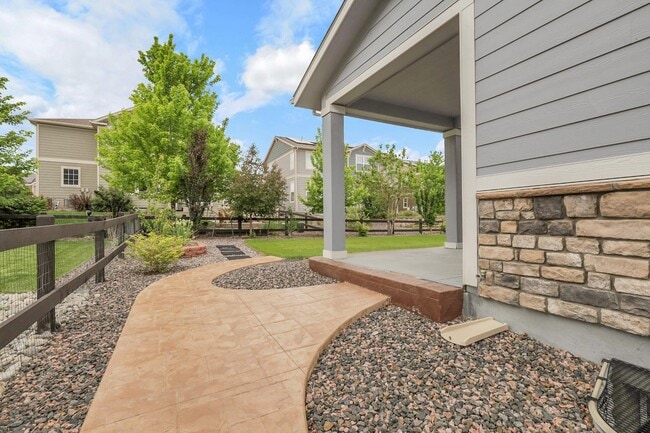Building Photo - 23895 E Rocky Top Pl