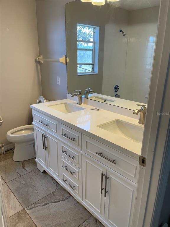 Building Photo - 2819 Crane Trace Cir