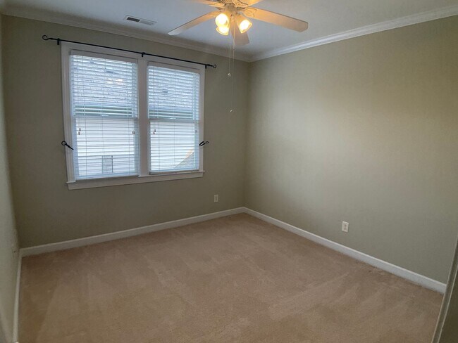 Building Photo - Gorgeous 2 Bed Condo in the heart of Carrb...