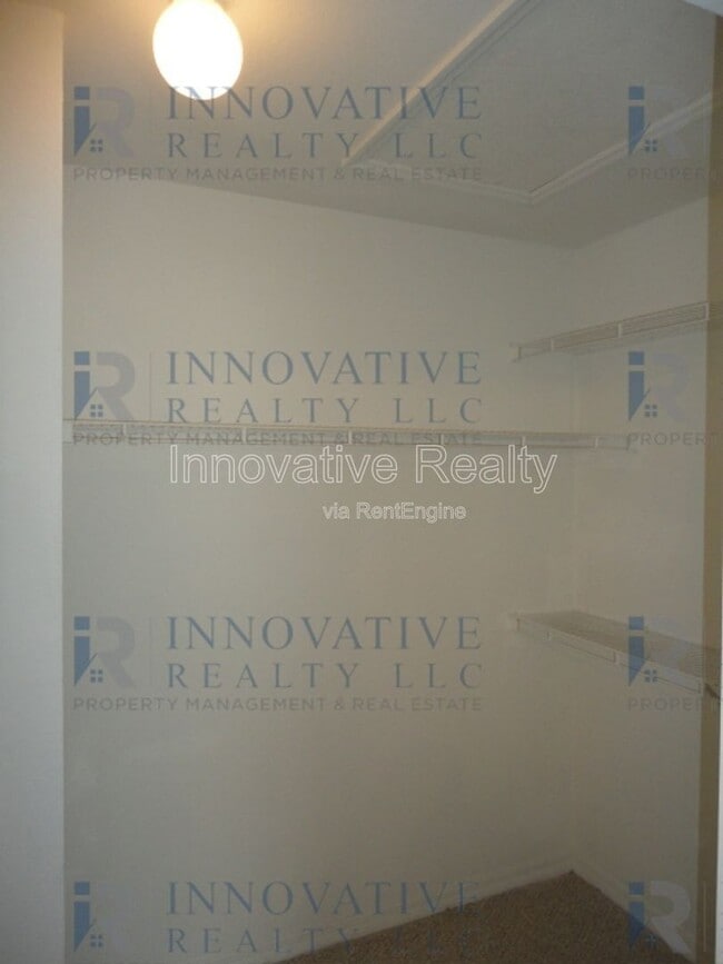 Building Photo - 1798 Shadow View Cir