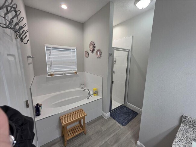 Building Photo - 1013 Doyle Rd