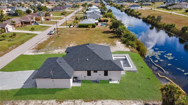 Building Photo - 2540 NW 6th Terrace