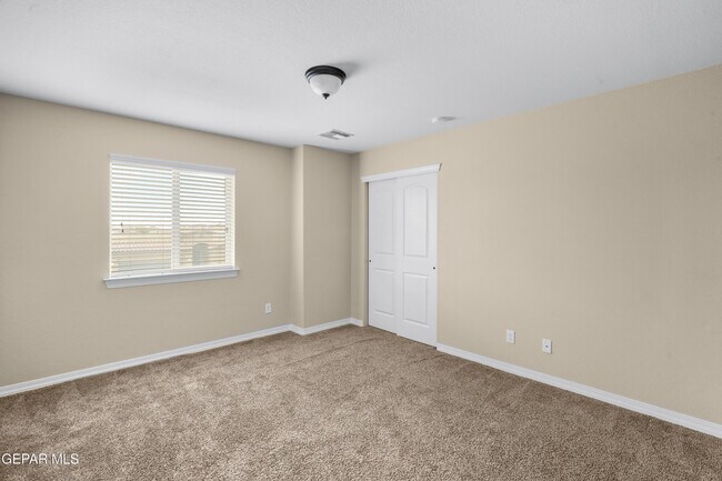 Building Photo - 14940 Tim Hardaway