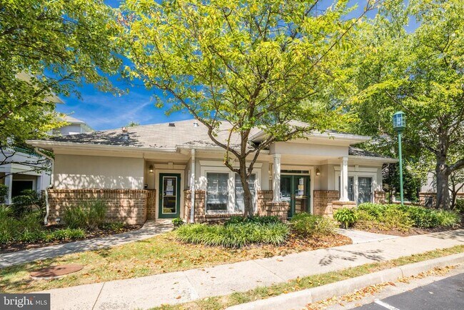 Building Photo - 12012 Taliesin Pl
