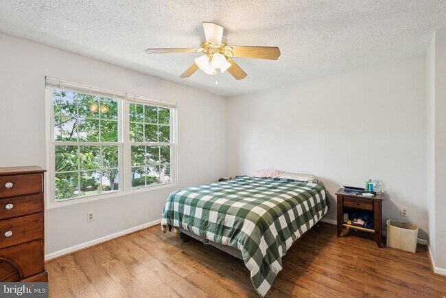 Building Photo - 9370 Caspian Way