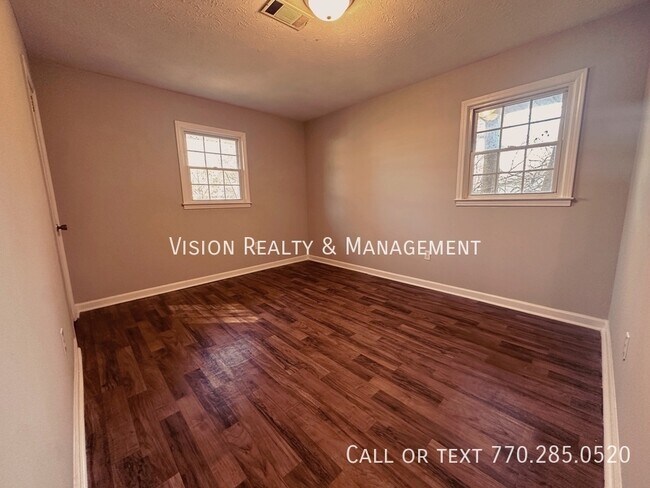 Building Photo - 95 Castlegate Cir