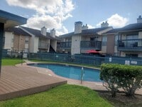 Building Photo - 250 El Dorado Blvd