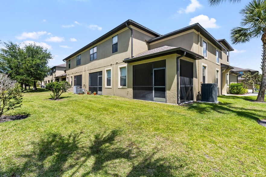 Building Photo - 5129 Bay Isle Cir