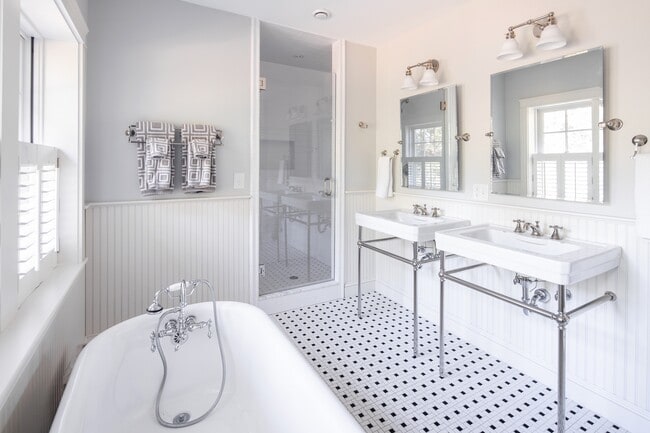 Building Photo - 39 Rockcraft