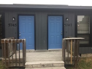 Building Photo - 5741 Aftonshire Dr