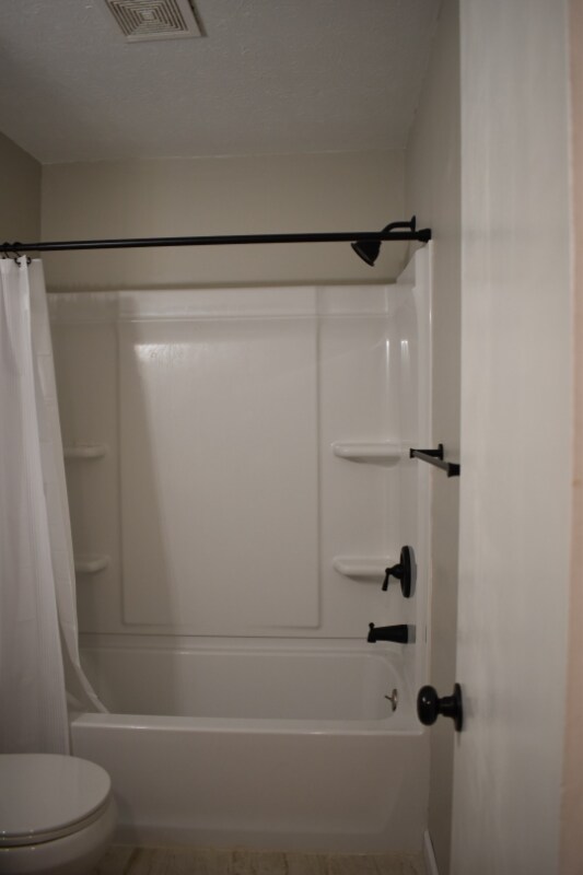 Building Photo - 38365 North Ln