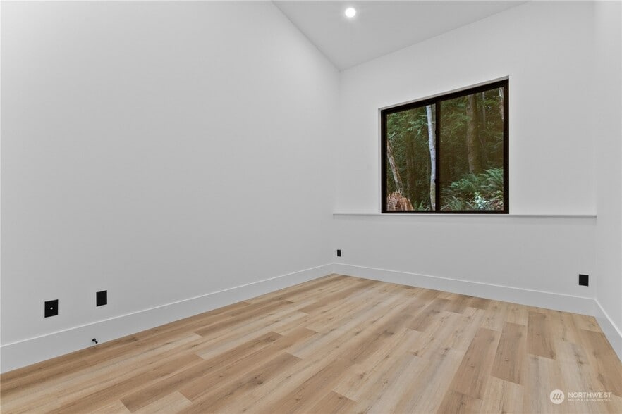 Building Photo - 2952 Brook Ln