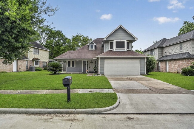 Building Photo - "Charming 3-Bed Oasis with Modern Touches & Granite Elegance in Houston!"