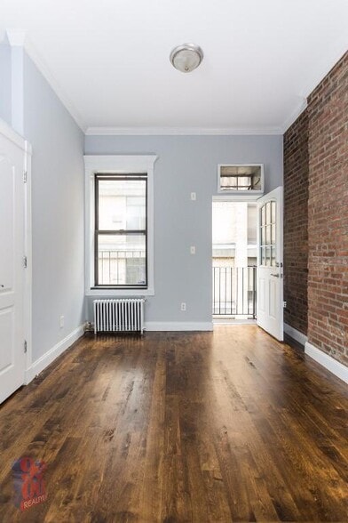 Building Photo - 722 Tenth Ave (49th & 50th St), #5A