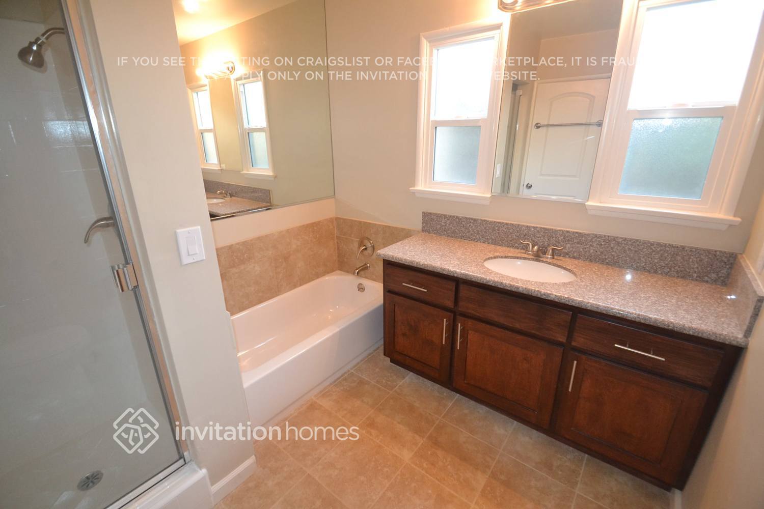 Building Photo - 17363 Saticoy St