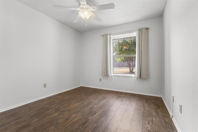 Building Photo - 3810 Spring Creek Rd