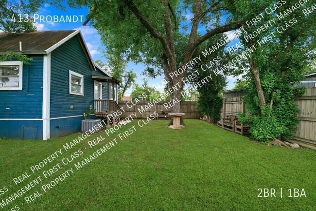 Building Photo - 413 Probandt-