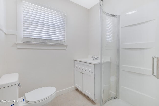 Building Photo - 1108 E Portland St