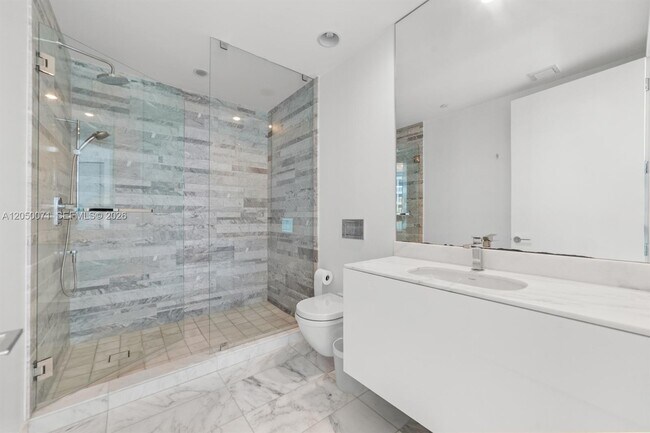 Building Photo - 10203 Collins Ave