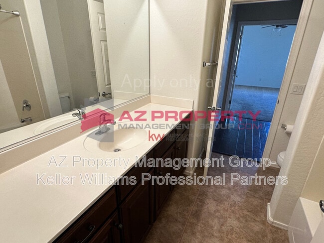 Building Photo - 9250 N 180th Ln