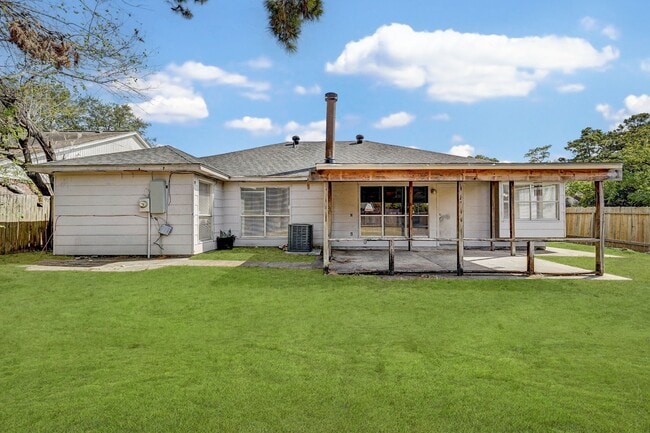 Building Photo - 19803 Lions Gate Ct